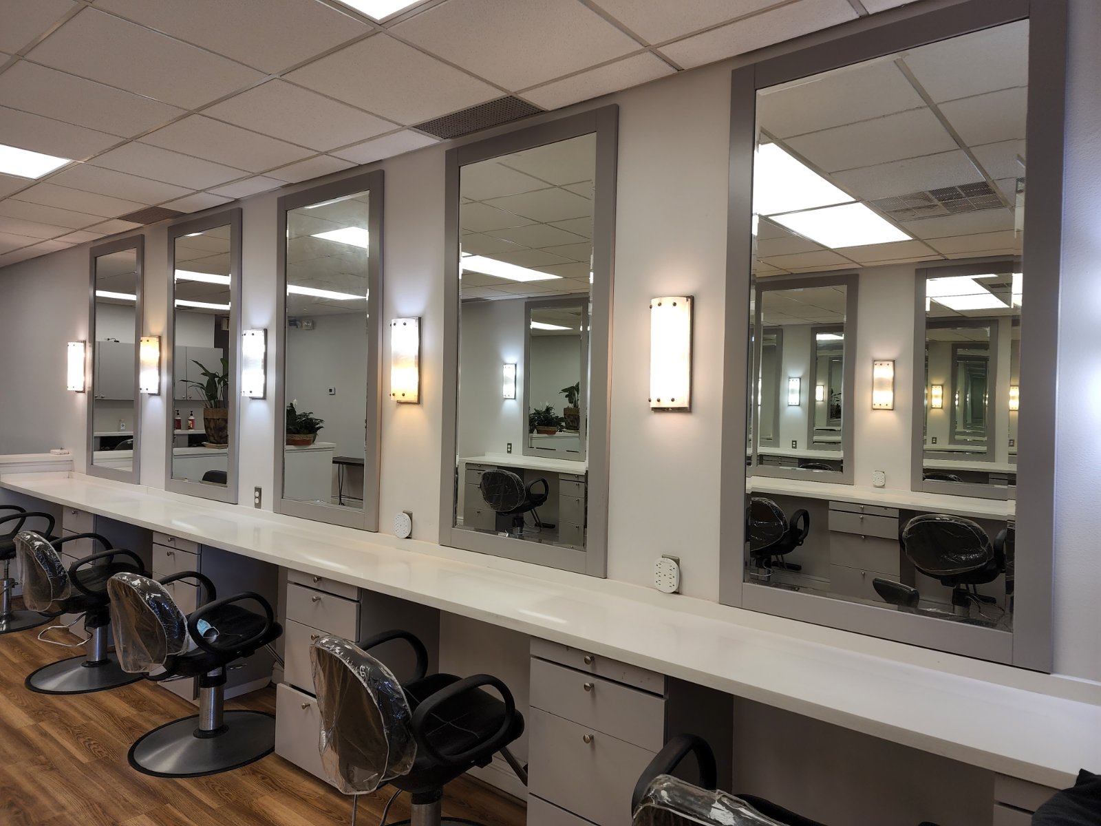 chairs and mirrors in the salon